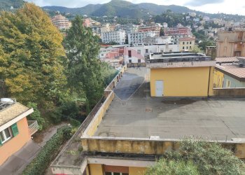 Vista dal balcone - Trilocale Via San Girolamo Emiliani
 
14, Rapallo - foto 27