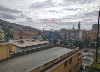 Vista dal balcone - Trilocale Via San Girolamo Emiliani
 
14, Rapallo - foto 28