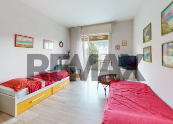 Camera / camera da letto - Three-room apartment Via San Girolamo Emiliani
 
14, Rapallo - photo 1