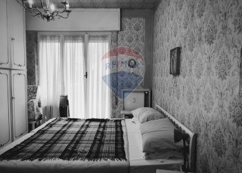 Camera / camera da letto - Trilocale Via San Girolamo Emiliani
 
14, Rapallo - foto 2