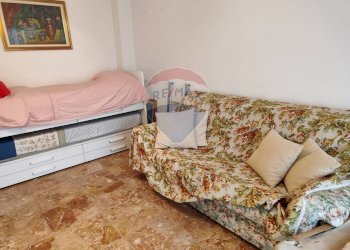 Camera / camera da letto - Trilocale Via San Girolamo Emiliani
 
14, Rapallo - foto 7