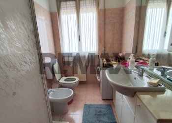 Bagno - Three-room apartment Via San Girolamo Emiliani
 
14, Rapallo - photo 20