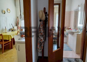 Hall / corridoio - Three-room apartment Via San Girolamo Emiliani
 
14, Rapallo - photo 23