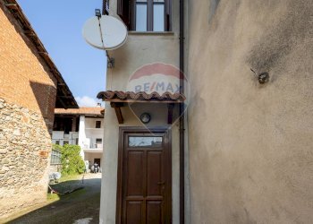 Edificio all\'aperto - Casa semi indipendente frazione spineto
 
145, Castellamonte - foto 40