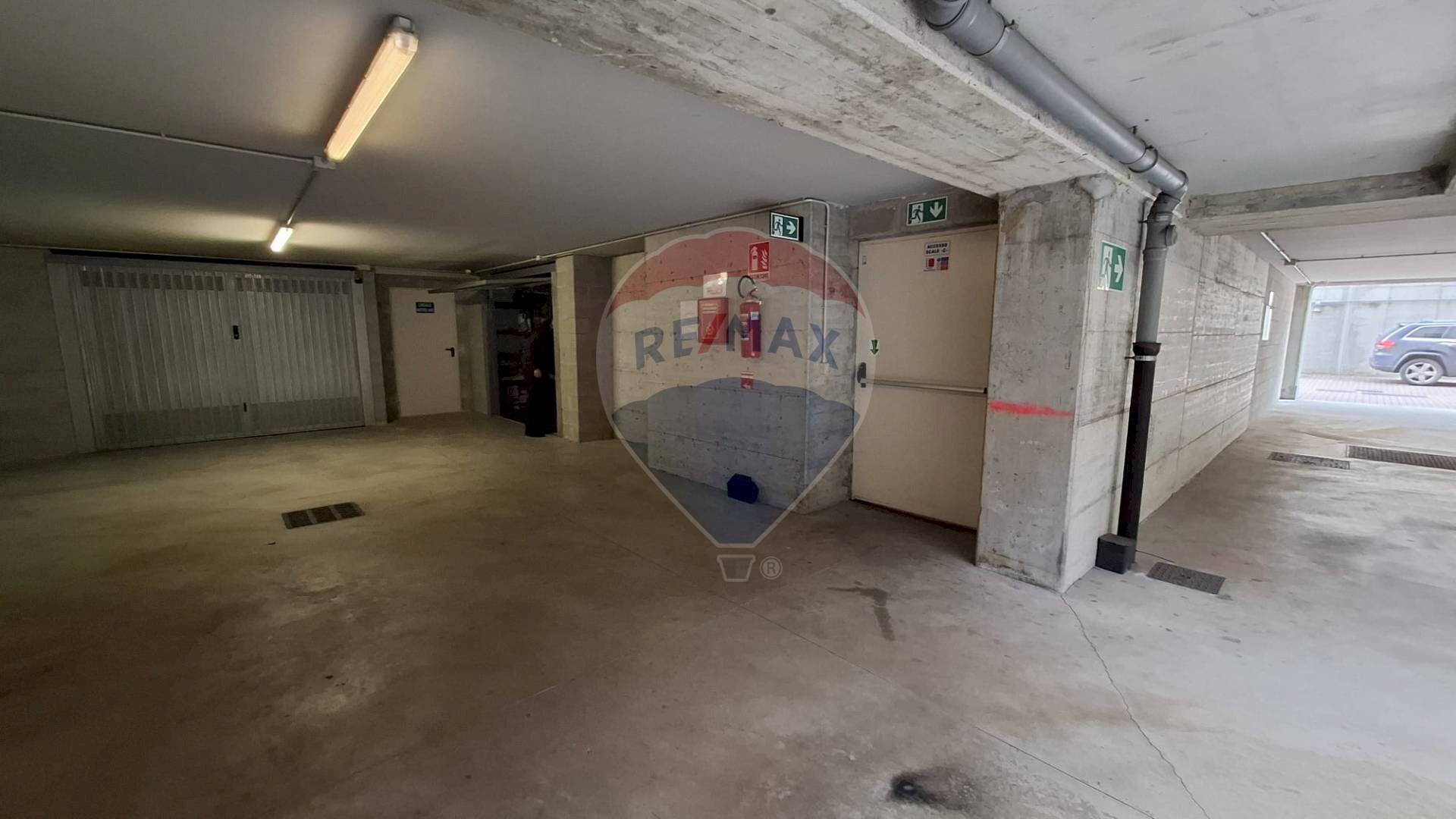 Parcheggio - Box Monte santo
 
6, Samarate - foto 2