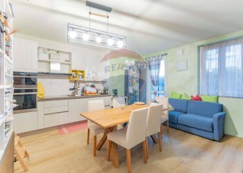 Sala da pranzo - Trilocale Via G. Verdi
 
16, Buscate - foto 2