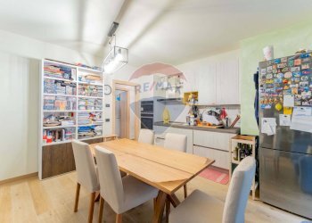 Sala da pranzo - Trilocale Via G. Verdi
 
16, Buscate - foto 3