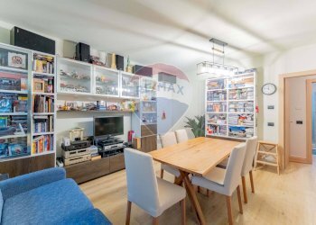 Sala da pranzo - Trilocale Via G. Verdi
 
16, Buscate - foto 4