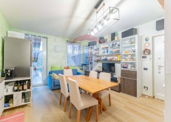 Sala da pranzo - Trilocale Via G. Verdi
 
16, Buscate - foto 6