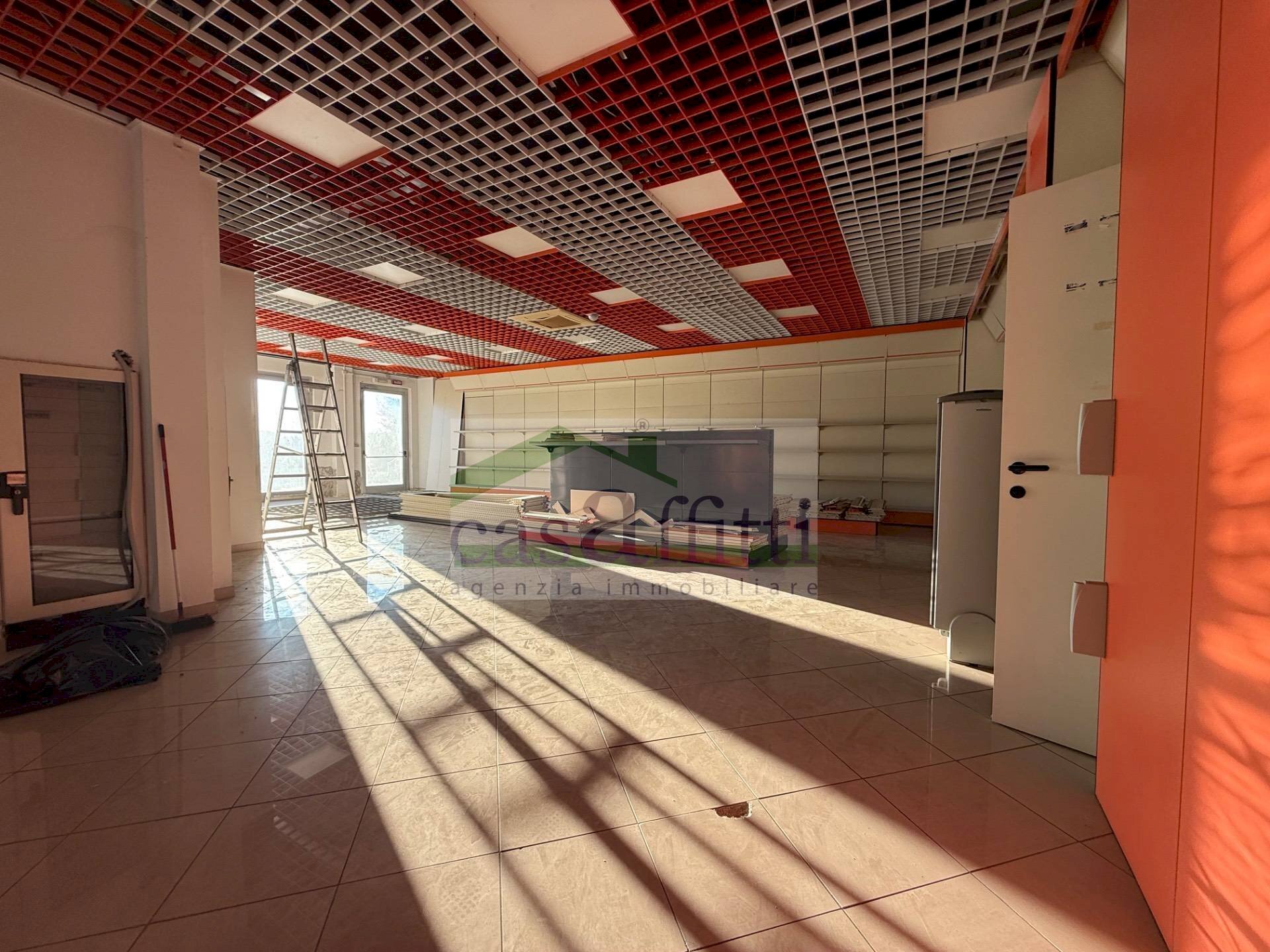 Foto 2 - Commercial Premises Via Pietro Nenni, San Giovanni Teatino - photo 2