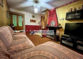 SOGGIORNO - Casa semi indipendente Vicolo Capaccola
 
22, Massa - foto 13