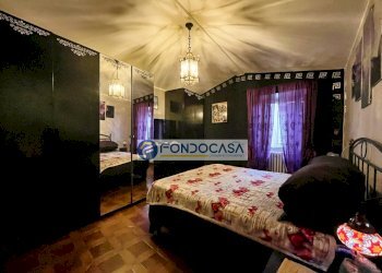 CAMERA MATRIMONIALE - Casa semi indipendente Vicolo Capaccola
 
22, Massa - foto 22