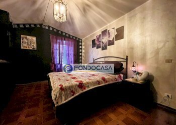 CAMERA MATRIMONIALE - Casa semi indipendente Vicolo Capaccola
 
22, Massa - foto 23