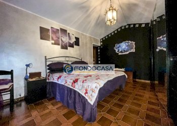 CAMERA MATRIMONIALE - Casa semi indipendente Vicolo Capaccola
 
22, Massa - foto 24