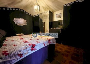 CAMERA MATRIMONIALE - Casa semi indipendente Vicolo Capaccola
 
22, Massa - foto 25