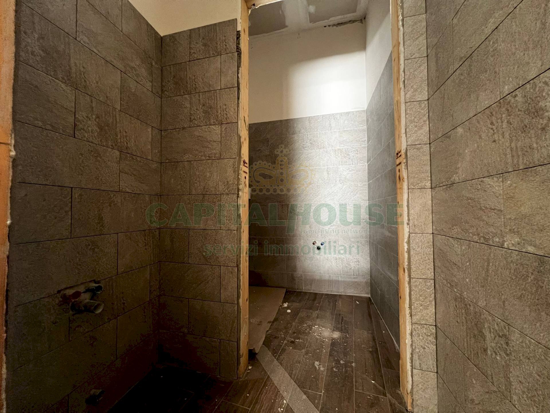 Foto 2 - Commercial Premises via Ferrovia, Atripalda - photo 2