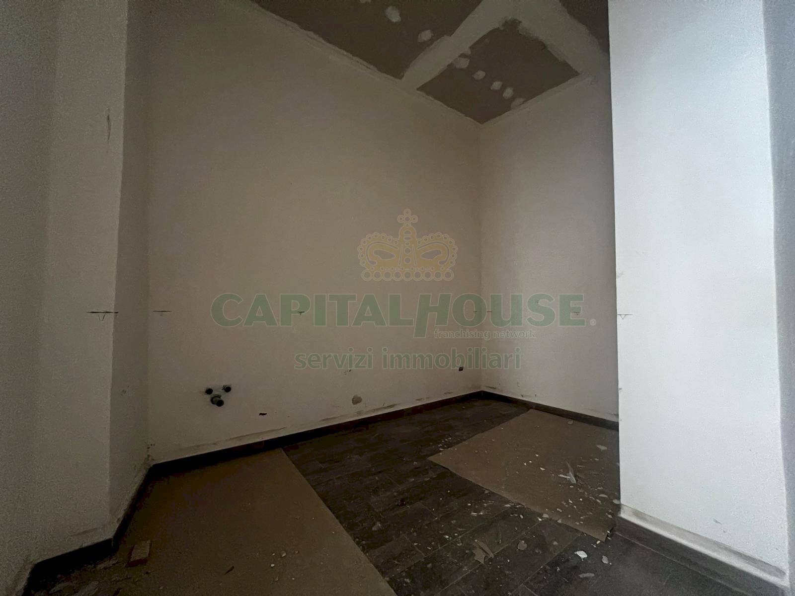 Foto 3 - Commercial Premises via Ferrovia, Atripalda - photo 3