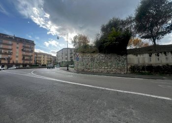 Foto 5 - Commercial Premises via Ferrovia, Atripalda - photo 5