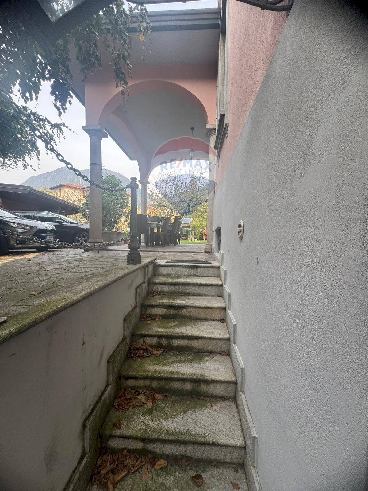 Scale - Casa indipendente Strada Provinciale 394DIR
 
9, Cittiglio - foto 3