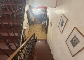 Scale - Casa indipendente Strada Provinciale 394DIR
 
9, Cittiglio - foto 17