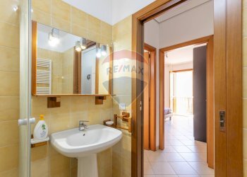 Bagno - Quadrilocale VIA CLEMENTE GESUALDO
 
18, Ragusa - foto 15