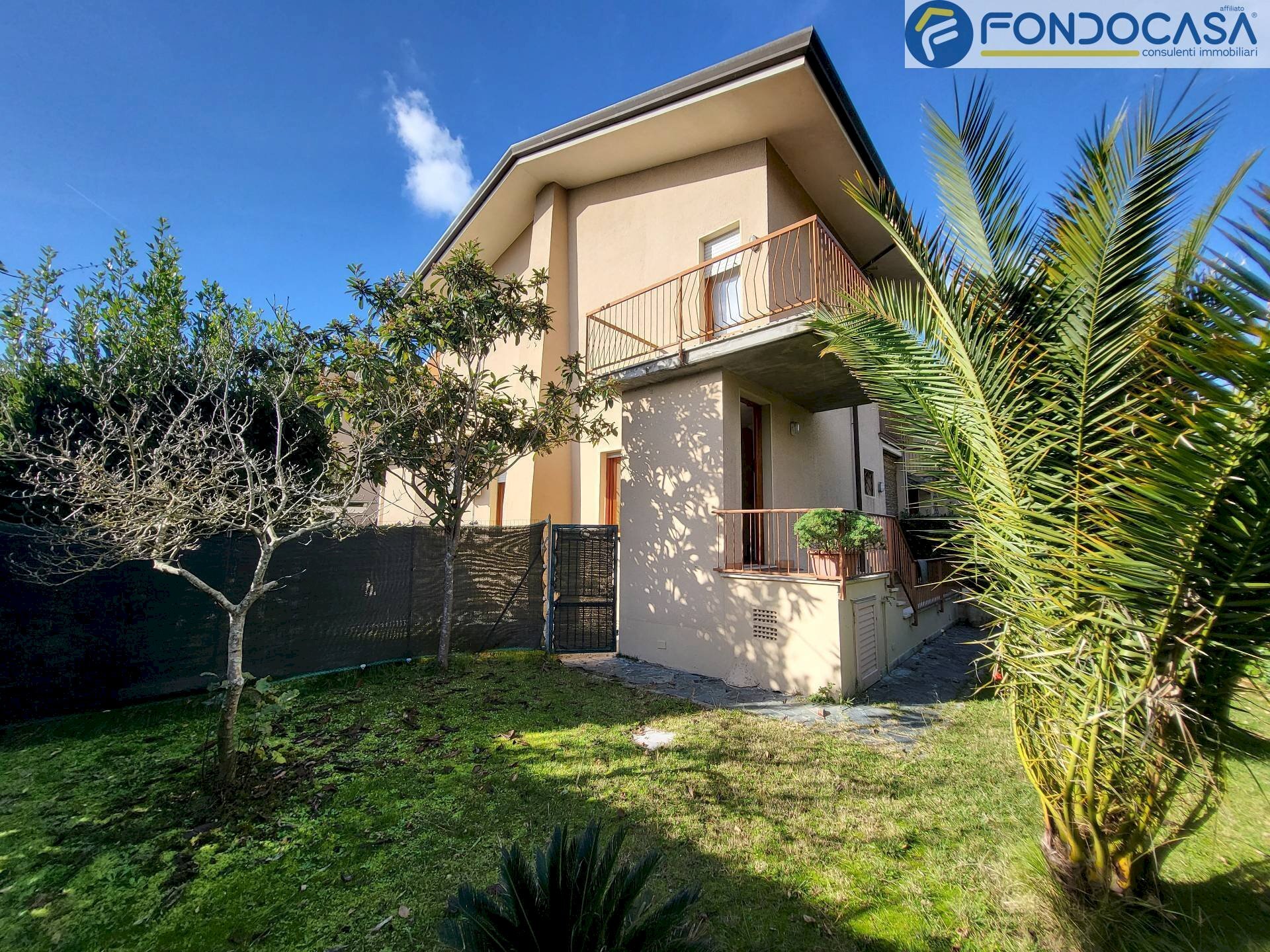 esterno - Villa a Schiera Via Tonfano
 
182, Pietrasanta - foto 1