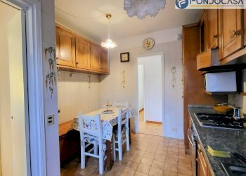 cucina - Villa a Schiera Via Tonfano
182, Pietrasanta - foto 12