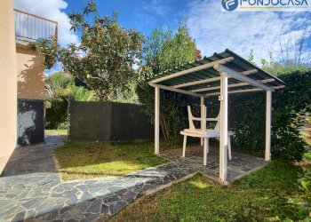 giardino - Villa a Schiera Via Tonfano
182, Pietrasanta - foto 37