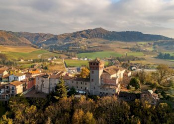 Foto 4 - Castle Piazza del castello
 
1, Bubbio - photo 4