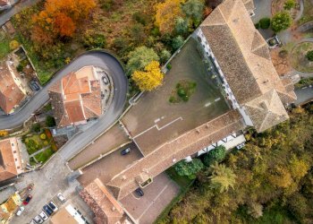 Foto 43 - Castle Piazza del castello
 
1, Bubbio - photo 43