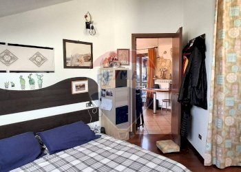 Camera / camera da letto - Trilocale via Deportati di Mauthausen
 
2, Arluno - foto 14