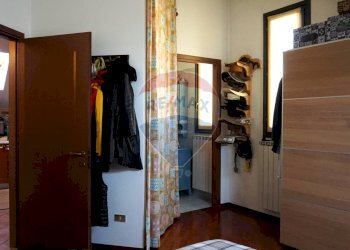 Camera / camera da letto - Trilocale via Deportati di Mauthausen
 
2, Arluno - foto 17