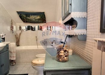 Bagno - Trilocale via Deportati di Mauthausen
 
2, Arluno - foto 20