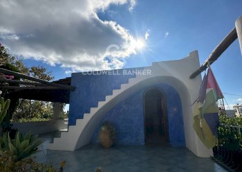 Foto 1 - Hotel VIA VARISANA SOPRA
 
4, Lipari - foto 1