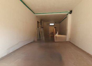 Foto 3 - Magazzino Via Santa Maria Croce Camerina, Siracusa - foto 3