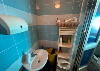 Foto 8 - Locale Commerciale Via Roma
 
72, Casarano - foto 8