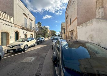 Foto 21 - Locale Commerciale Via Roma
 
72, Casarano - foto 21