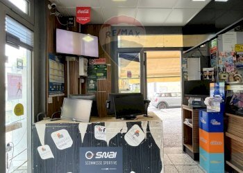 Ufficio - Attività Commerciale Piazza Sant'Eframo Vecchio
16-17-18, Napoli - foto 15