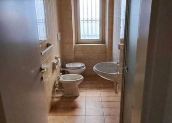 bagno 1.jpg - Appartamento Viale Papa Giovanni XXIII 45, Bergamo - foto 17