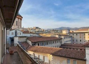 vista dal terrazzo.jpg - Appartamento Viale Papa Giovanni XXIII 45, Bergamo - foto 29