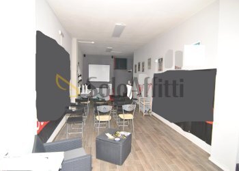 INTERNO - Commercial Premises Via Renato Fucini 2A, Pontedera - photo 3