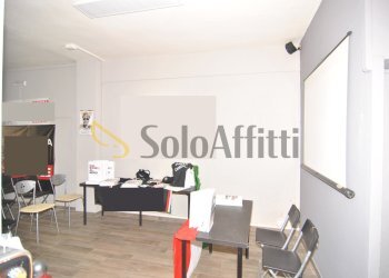 INTERNO - Commercial Premises Via Renato Fucini 2A, Pontedera - photo 4