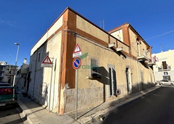 facciata - Locale Commerciale Via Bellino 4, Bitritto - foto 22