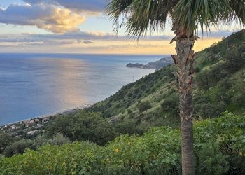 20241115_162157.jpg - Villa Taormina - foto 3