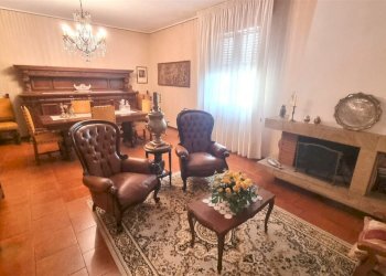 20251103_160910.jpg - Villa Via XXV Aprile 28, Lesignano de' Bagni - foto 5