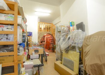 RIF. 319-13.jpg - Box Via G. Bove 14, Savona - photo 2