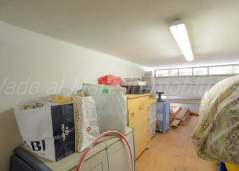 RIF. 319-10.jpg - Box Via G. Bove 14, Savona - photo 3