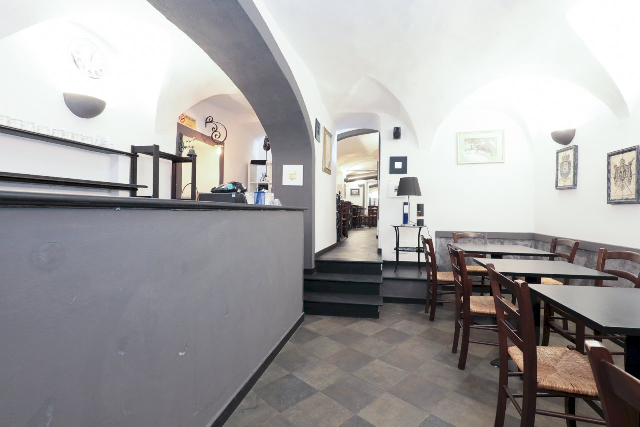 7P6A1762.jpg - Locale Commerciale Via di San Bernardo, Genova - foto 3