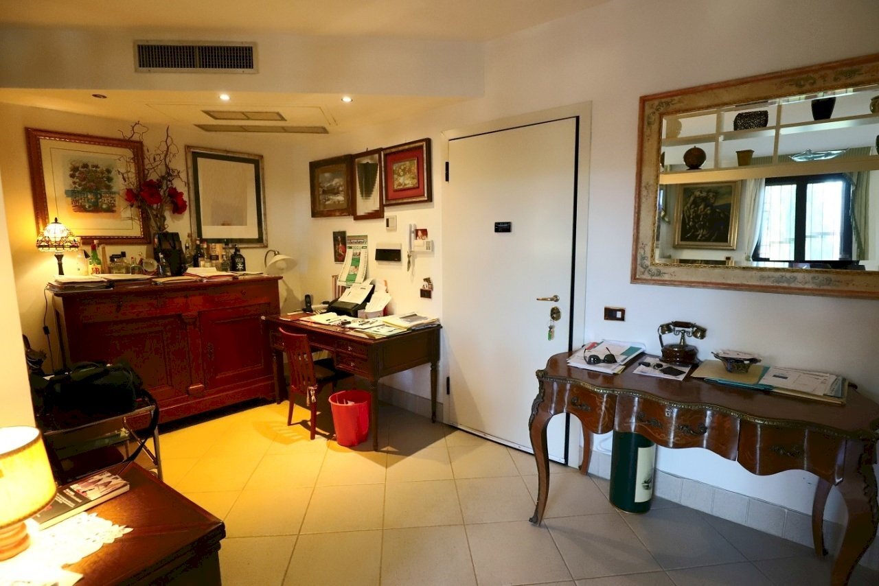 IMG_4320.JPG - Villa Via di Marco Simone  84, Guidonia Montecelio - foto 3