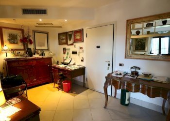 IMG_4320.JPG - Villa Via di Marco Simone  84, Guidonia Montecelio - foto 3